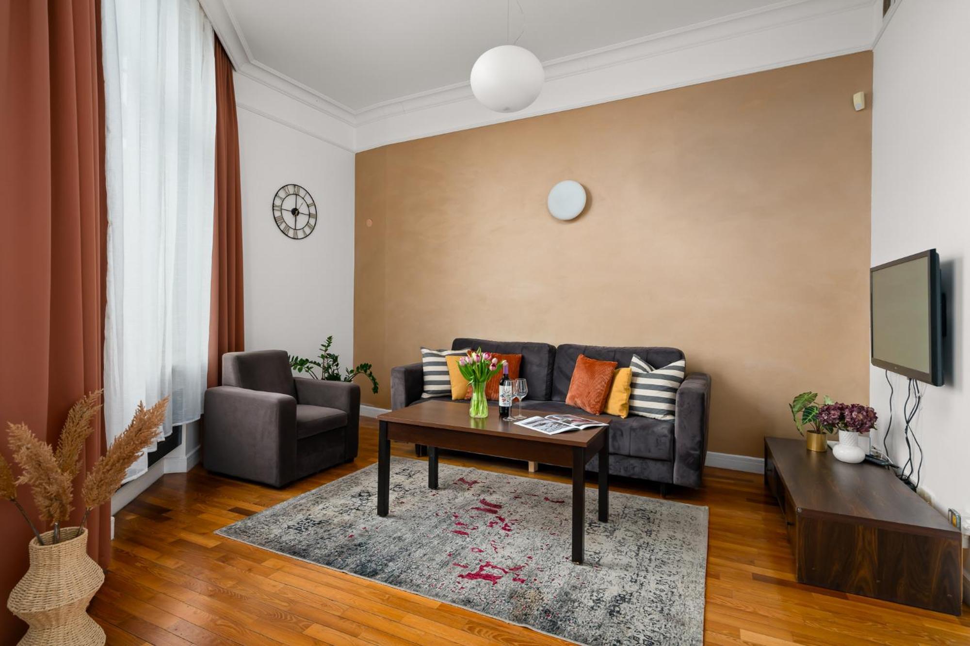 Prestige Apartment - Elegant & Quiet Stay 3 Rooms 90M2 - As Home Apartamenty Rynek 508 Вроцлав Экстерьер фото